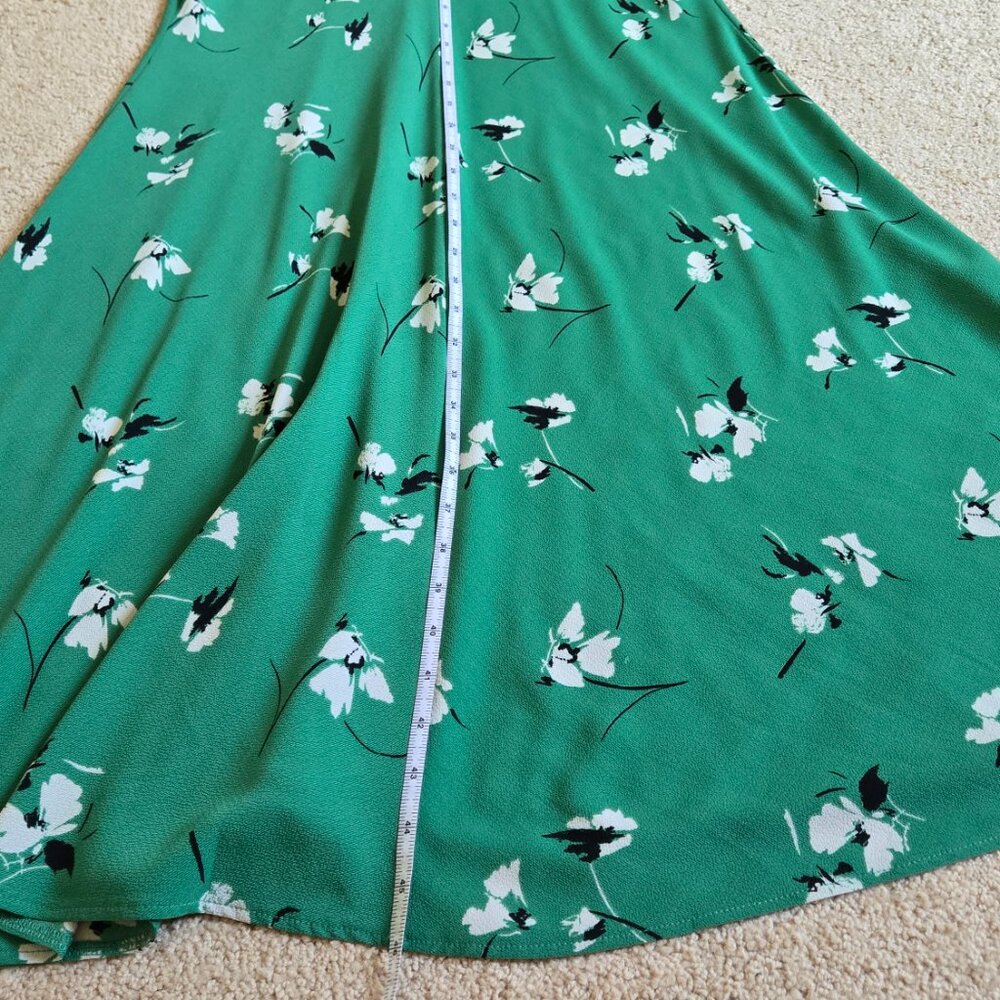 Pretty Green Midi-Dress, Retro 40's styling, Size 18 (fits a size 16) - Picture 7 of 14